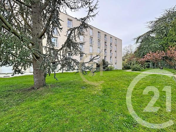 Appartement F4 à vendre  4 pièces - 74,80 m2 VERSAILLES - 78