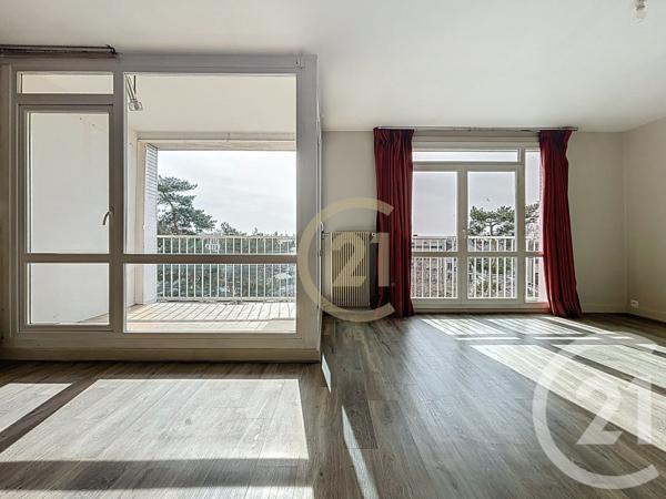 Appartement F4 à vendre  4 pièces - 74,80 m2 VERSAILLES - 78