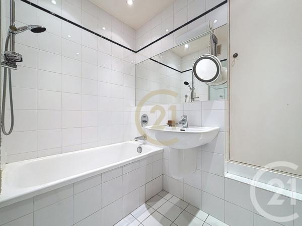 Appartement F4 à vendre  4 pièces - 74,80 m2 VERSAILLES - 78