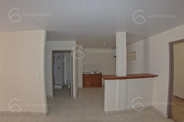 Location Appartement 2 Pièce(s) CAYENNE (97300) 643 €