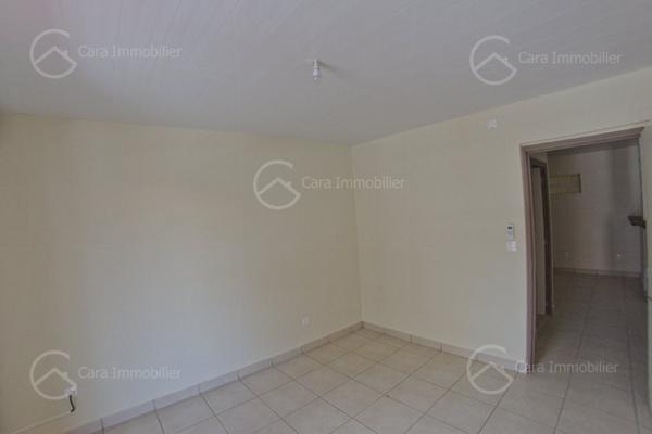 Location Appartement 2 Pièce(s) CAYENNE (97300) 643 €