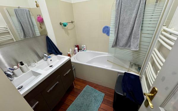 Appartement à vendre    3 pièces •  Beaucaire