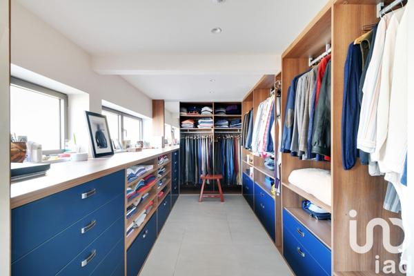 Maison d’architecte 9 pièces de 450 m² à Paris (75020)