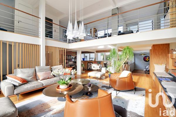 Maison d’architecte 9 pièces de 450 m² à Paris (75020)