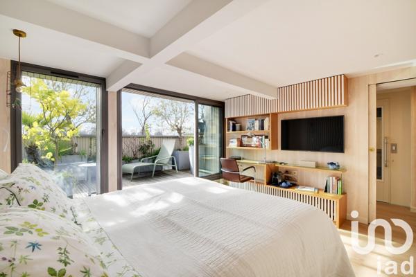 Maison d’architecte 9 pièces de 450 m² à Paris (75020)