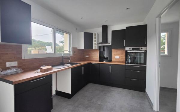 Maison à louer    5 pièces •  Carcen-Ponson