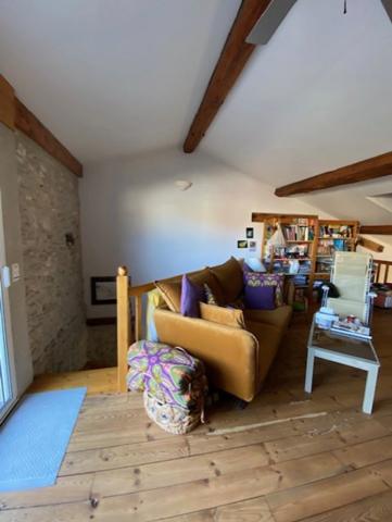 Maison centre ville ,à vendre 4 pièces REVEL (31)