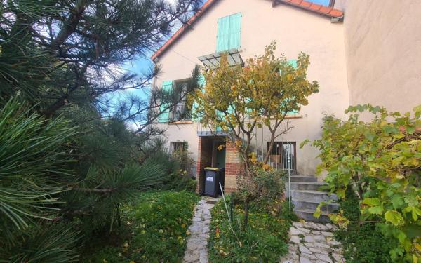 Maison à vendre    3 pièces •  Château-Thierry