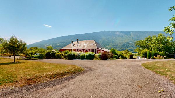Maison au calme Saint Jorioz 7 pièces 270.37 m2