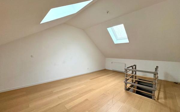 Maison à vendre    5 pièces •  Valenciennes