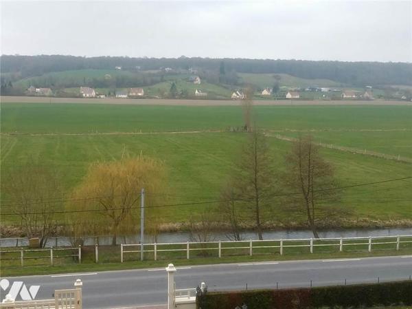 ENTRE ORBEC ET LISIEUX BELLE MAISON DE MAITRE BELLES PRESTATIONS