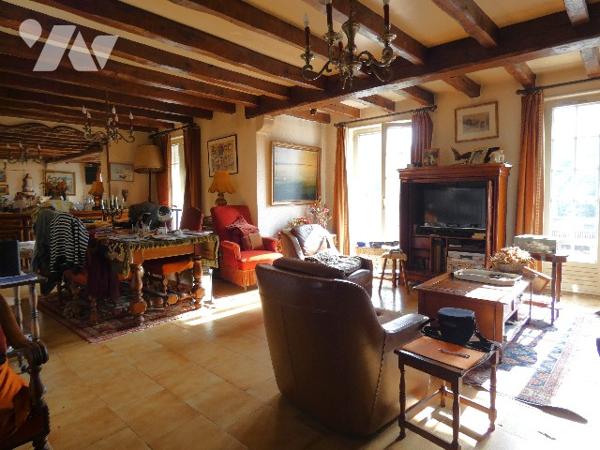 A vendre, dans la commune recherché de BENNECOURT, cette maison édifiée sur sous-sol total.