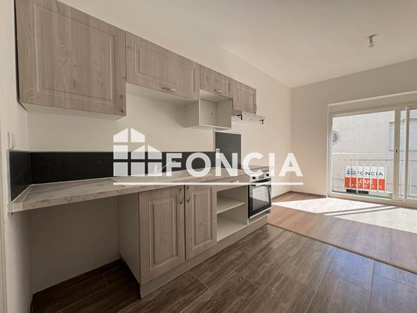 Location Appartement 3 pièces 44.2 m² - 17 RUE D'ARCOLE Beziers 34500