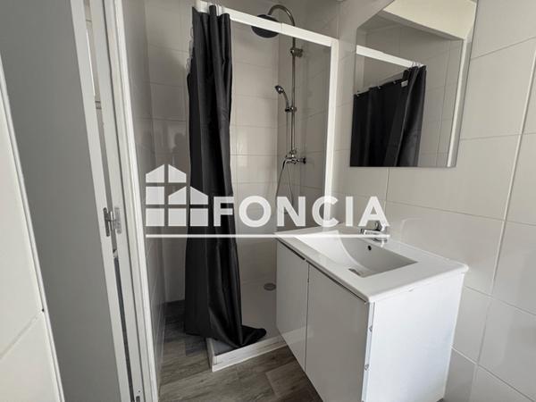 Location Appartement 3 pièces 44.2 m² - 17 RUE D'ARCOLE Beziers 34500
