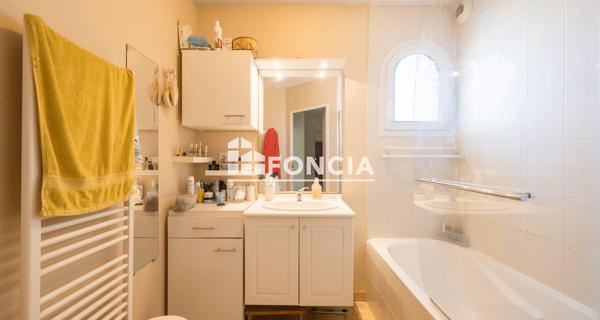 À vendre Appartement 4 pièces 85 m² - Montélimar 26200
