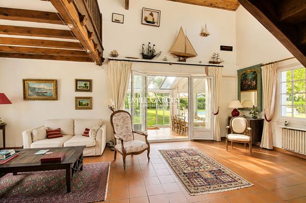 A vendre - Maison de famille - Urrugne - Piscine - Grand garage