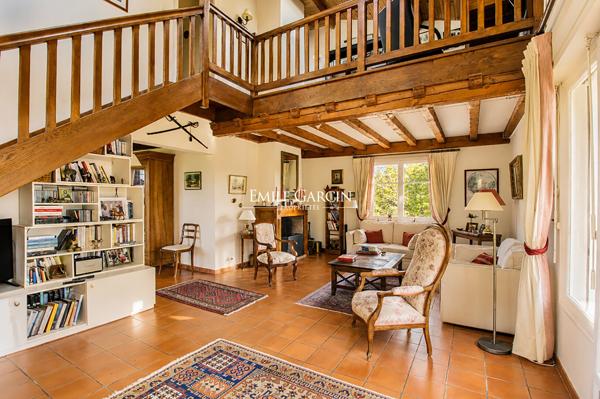 A vendre - Maison de famille - Urrugne - Piscine - Grand garage