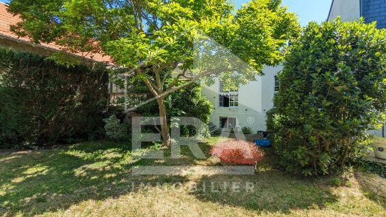 A VENDRE MAISON 6 PIECES 172 m2