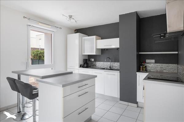 Appartement à vendre |  Juvignac |  3 pièces | 64 m²