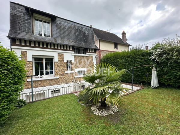 MAISON ANGLO NORMANDE CENTRE VILLE DE LISIEUX - 5 pièce(s) 87 m2