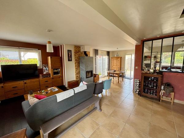 Maison à PLOUHINEC, 56680 - 6 pièces 117m²