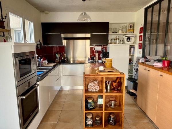 Maison à PLOUHINEC, 56680 - 6 pièces 117m²