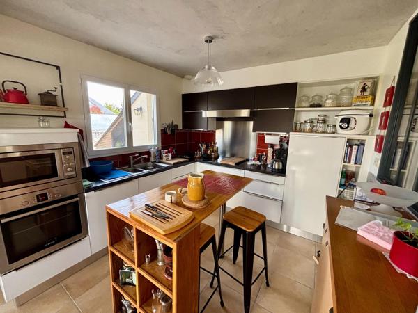 Maison à PLOUHINEC, 56680 - 6 pièces 117m²