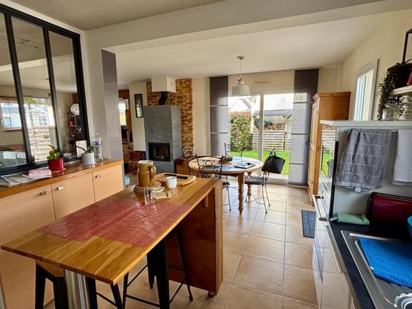 Maison à PLOUHINEC, 56680 - 6 pièces 117m²