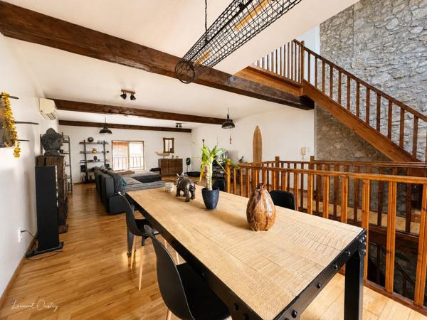 Maison de caractère 117 m² – Cour 40 m² – Terrasse – Garage 33 m²
