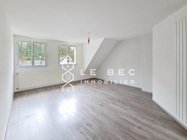 HENNEBONT : Bel appartement T2 dans une petite copropriété