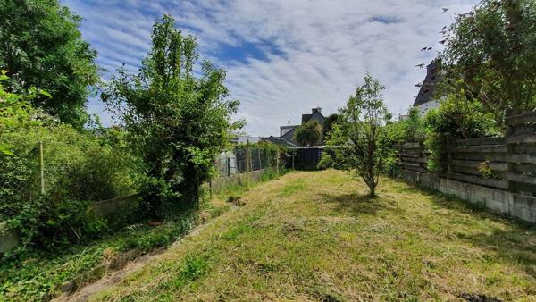 LORIENT SUD : Maison des années 30 avec jardin