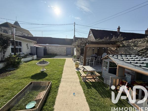 Maison à vendre 6 pièces 120 m² La Neuville-Roy