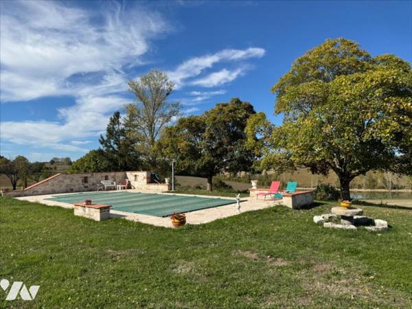 PROPRIETE AVEC VUE DEGAGEE ET PISCINE