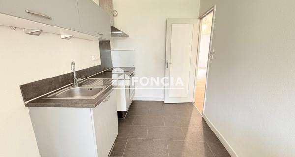 À vendre Appartement 4 pièces 81.6 m² - Poitiers 86000