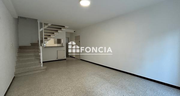 Location Appartement 3 pièces 62.27 m² - Cabannes 13440