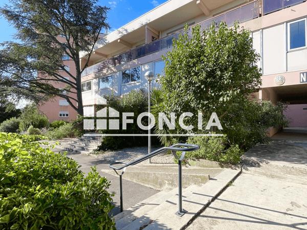 Location Appartement 3 pièces 73.74 m² - 1 RUE MONTEAUX - 14/16/18 BD L'HUILLIER Istres 13800