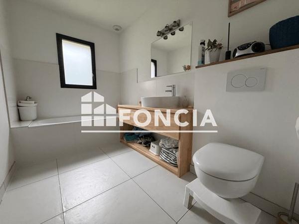 Location Maison 5 pièces 118.28 m² - 7 ALLEE JOEL LE VAGUERES Quimper 29000