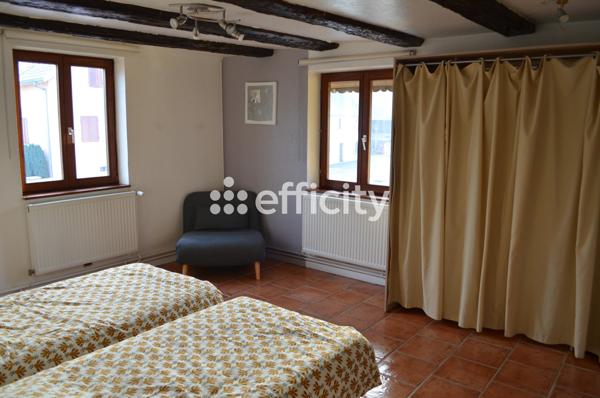 Maison 16 pièces - 333 m²