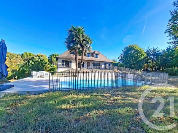 Maison à vendre  8 pièces - 243 m 2   PESSAN  - 32