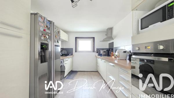 Maison à vendre 5 pièces 97 m² Épône