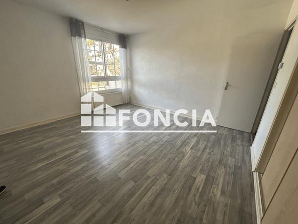 Location Studio 27.1 m² - 226 AVENUE DE SAINT EXUPERY Toulouse 31400