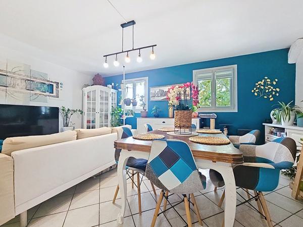 Appartement 2 chambres avec place de parking à 20 minutes de Saint Maximin la Sainte Baume