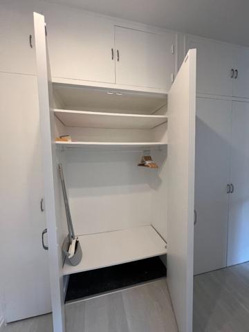 A LOUER STUDIO meublé refait à neuf 34 m² avec parking