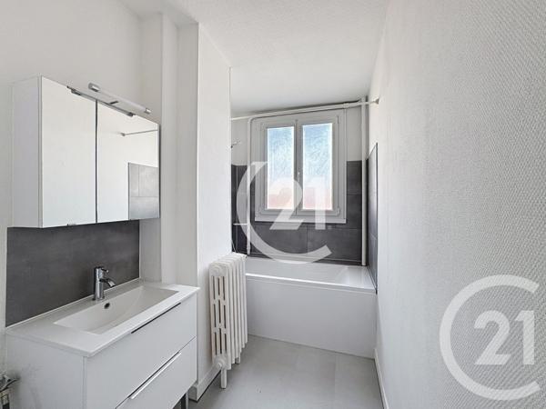 Appartement T3 à vendre  3 pièces - 55,71 m2 BELFORT - 90