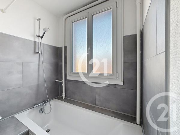 Appartement T3 à vendre  3 pièces - 55,71 m2 BELFORT - 90