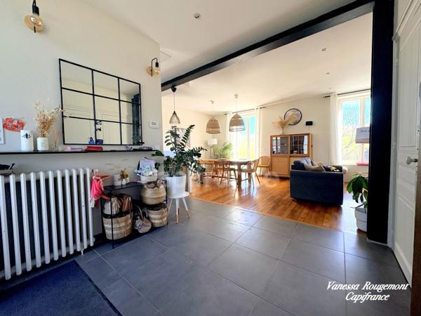 À vendre – Maison bourgeoise rénovée avec charme et de belles prestations, au Val-de-Mercy (89)