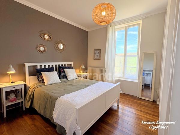 À vendre – Maison bourgeoise rénovée avec charme et de belles prestations, au Val-de-Mercy (89)