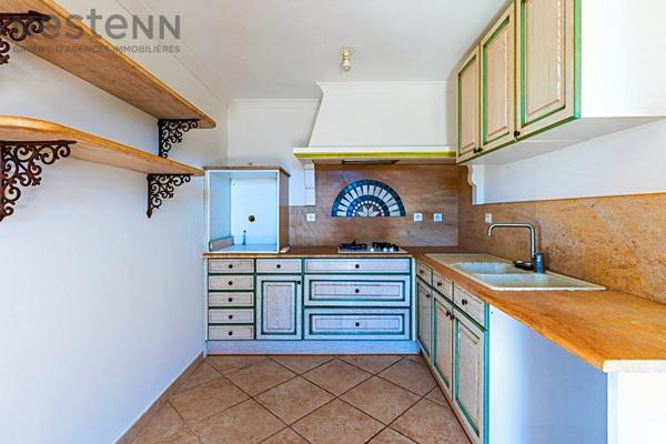 Appartement T4 avec terrasse, jardin et parking