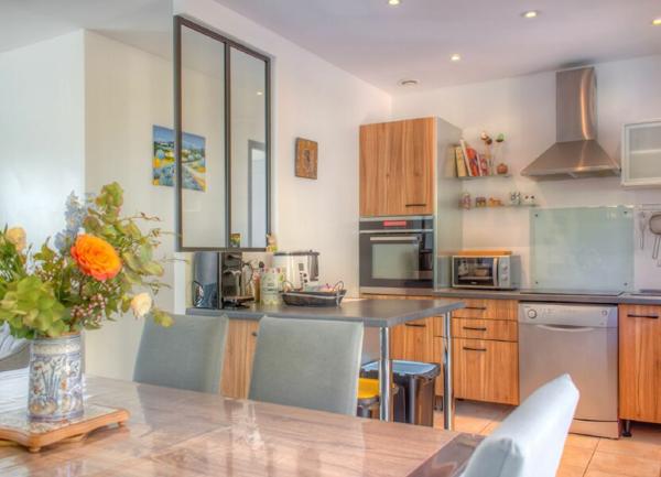 Maison à vendre    10 pièces •  Porto-Vecchio