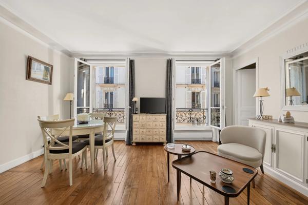 Appartement Paris 17 e - BATIGNOLLES